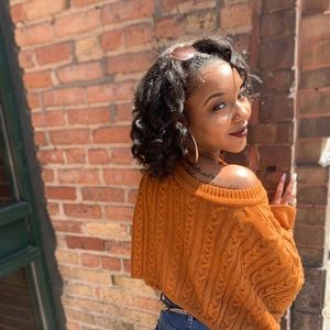 Meet your Posher, Denisha